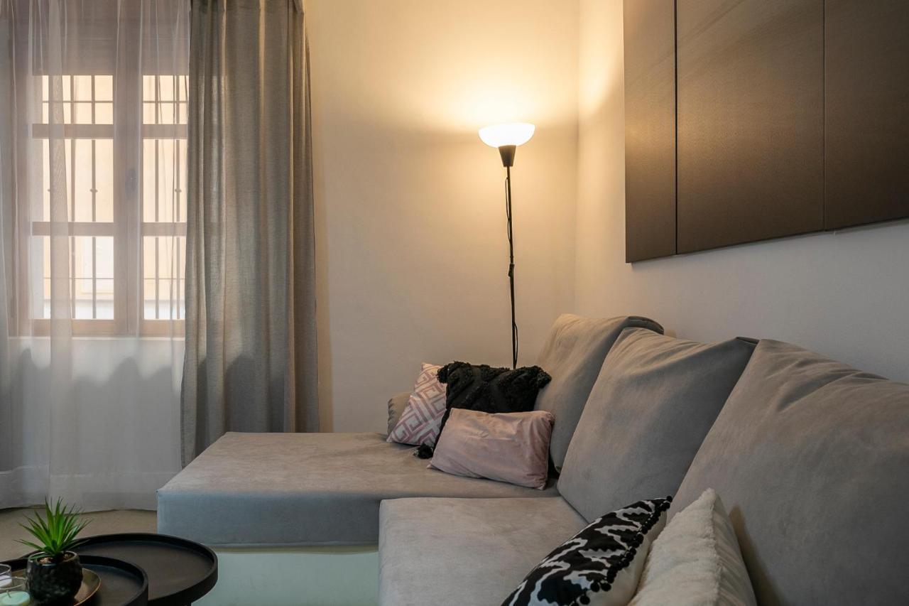 Apartamento Para Vivir Granada Con Parking Esterno foto