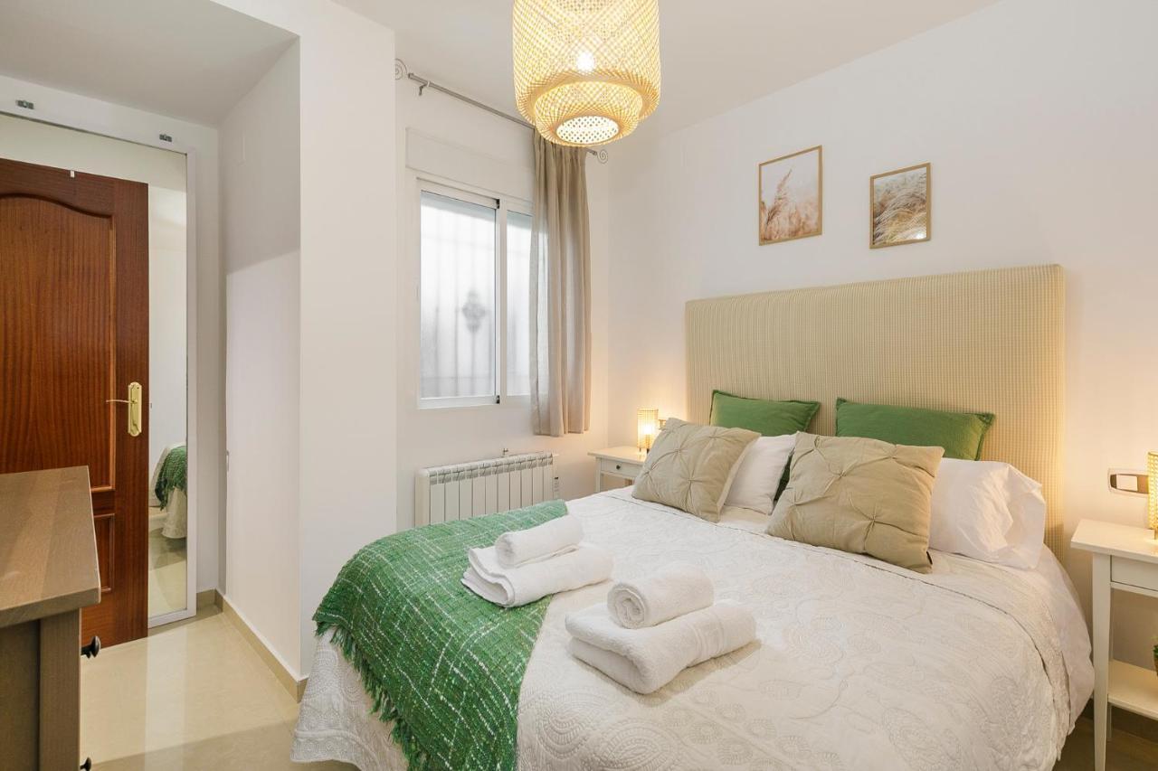 Apartamento Para Vivir Granada Con Parking Esterno foto